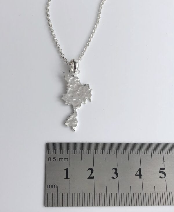 Silver "Sark Island" Pendant - Image 5