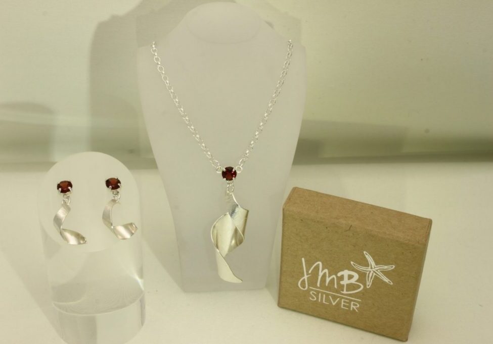 garnets garnets